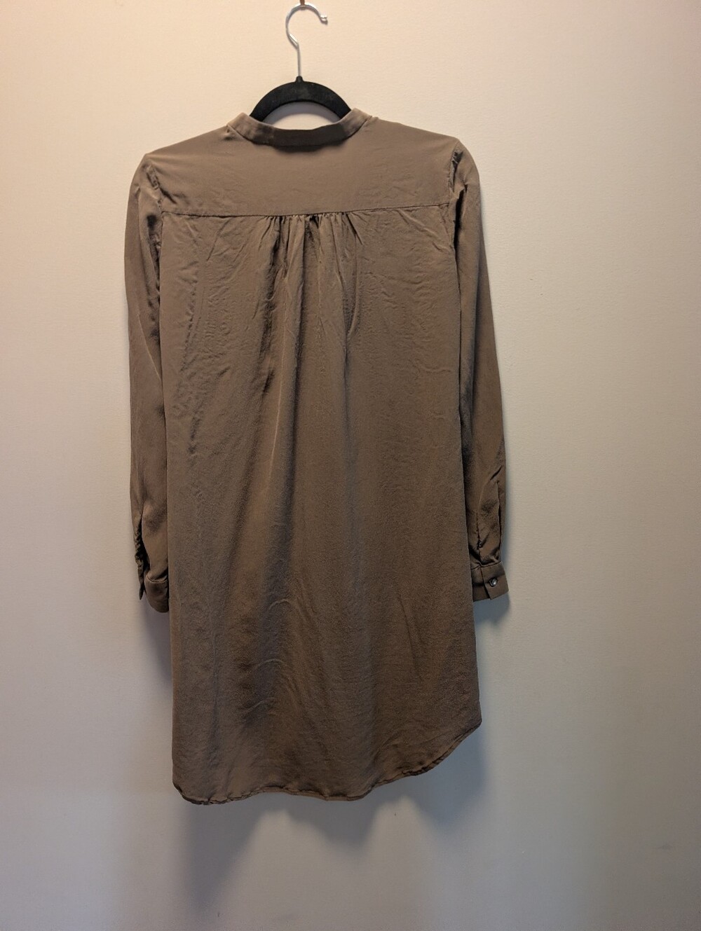 T. Babaton 100% Silk Longline Blouse Tunic | Taupe | Size Small - Picture 3 of 6